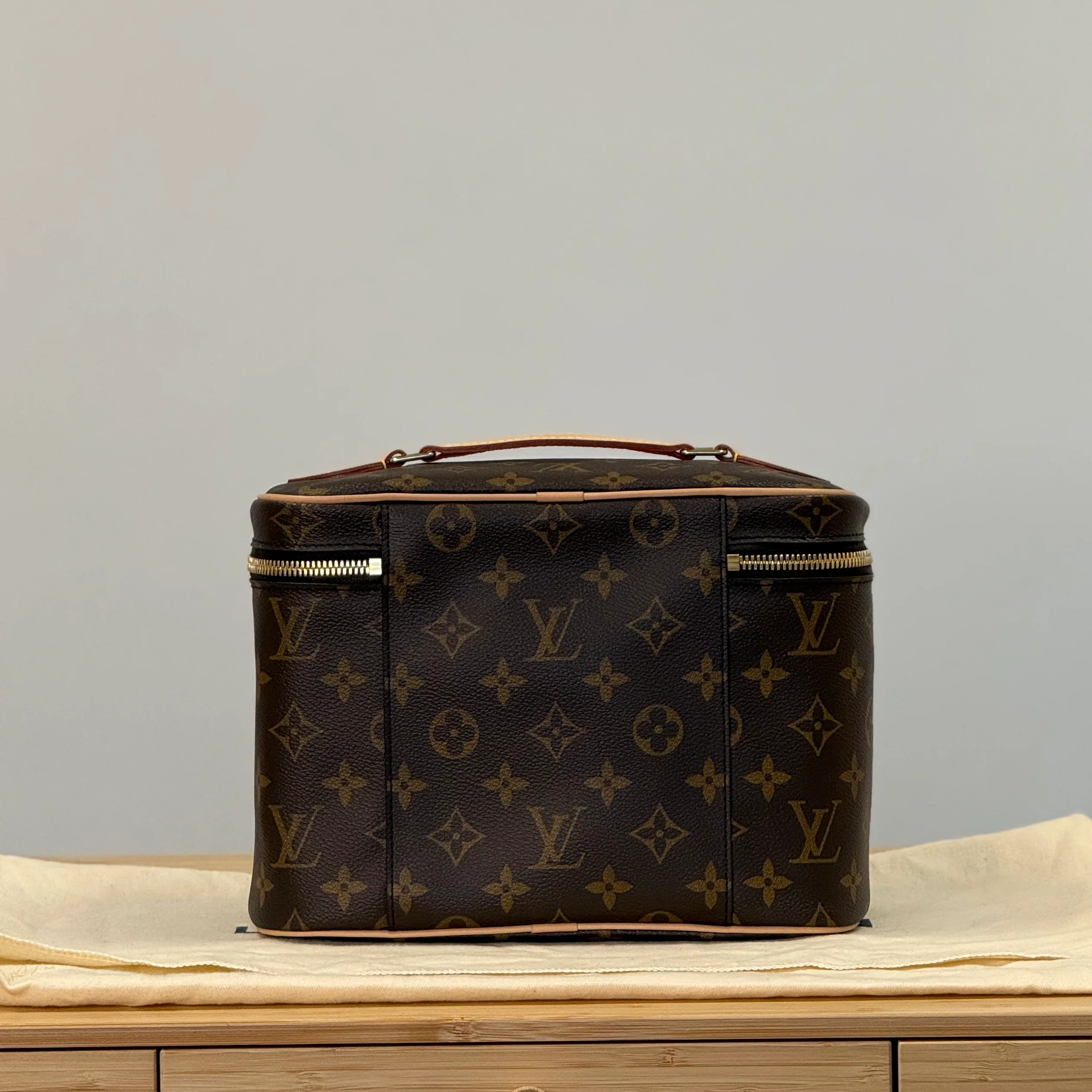 Louis Vuitton Nice Vanity BB