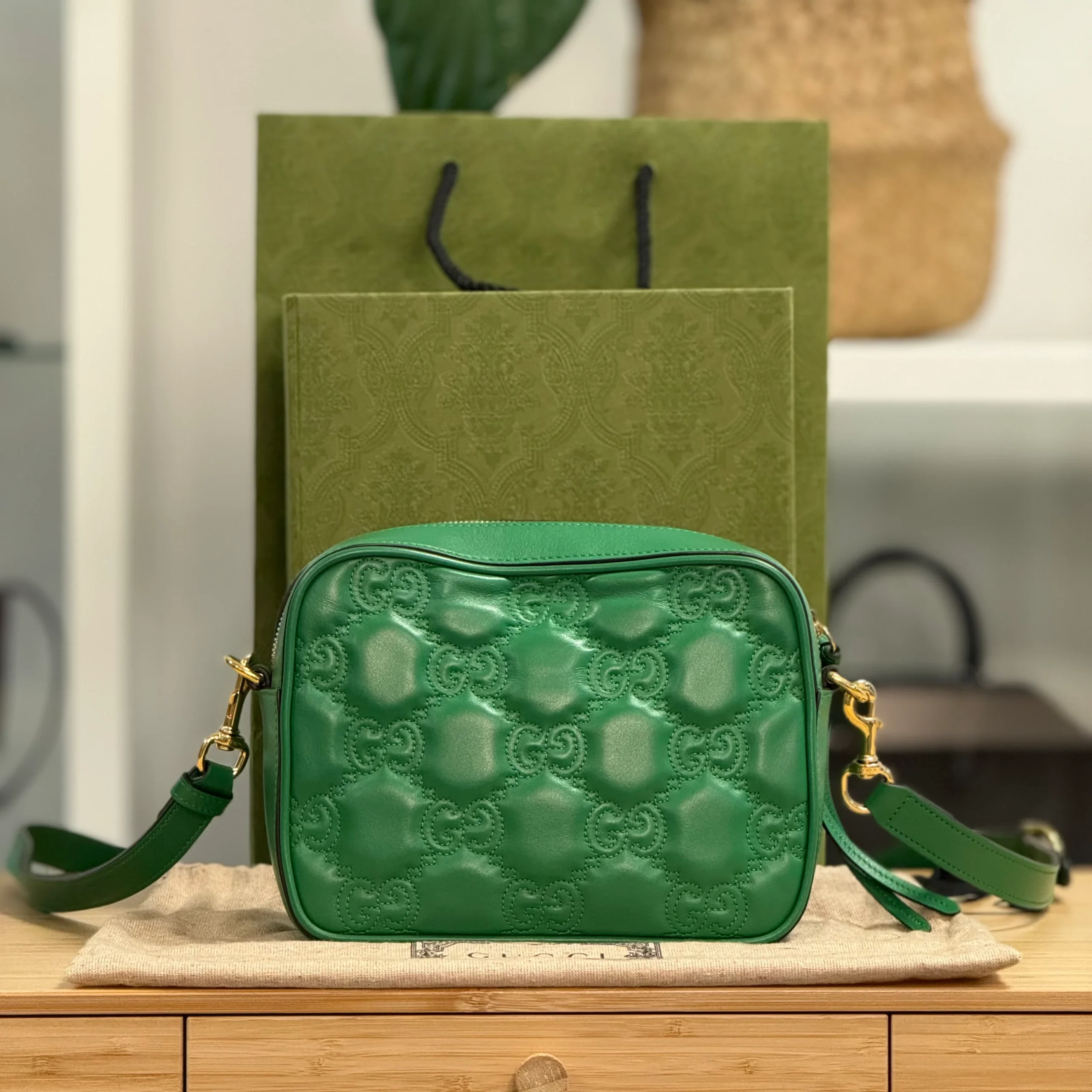 Gucci GG Matelasse Crossbody - Image 6