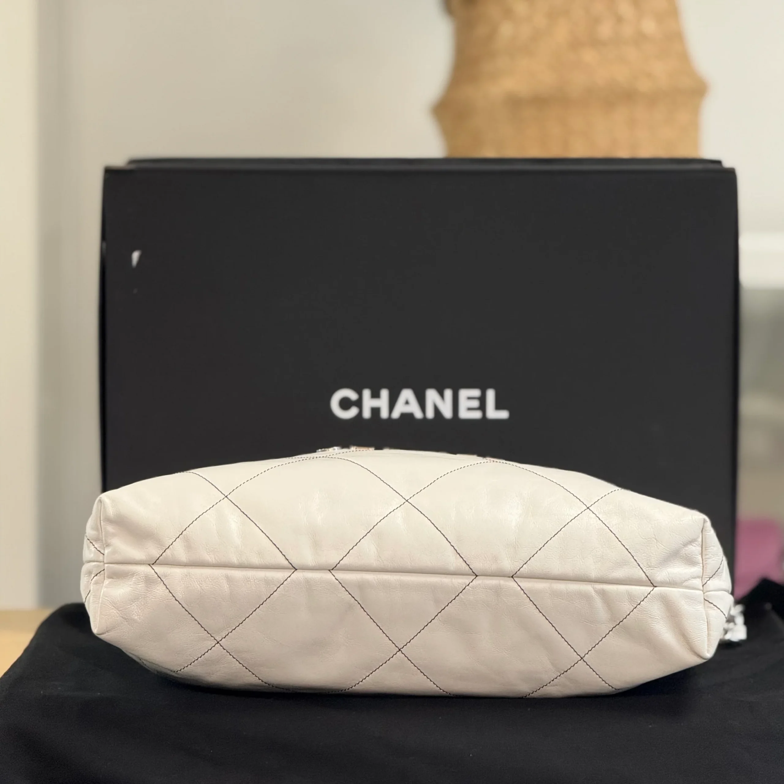 Chanel 22 - Image 6