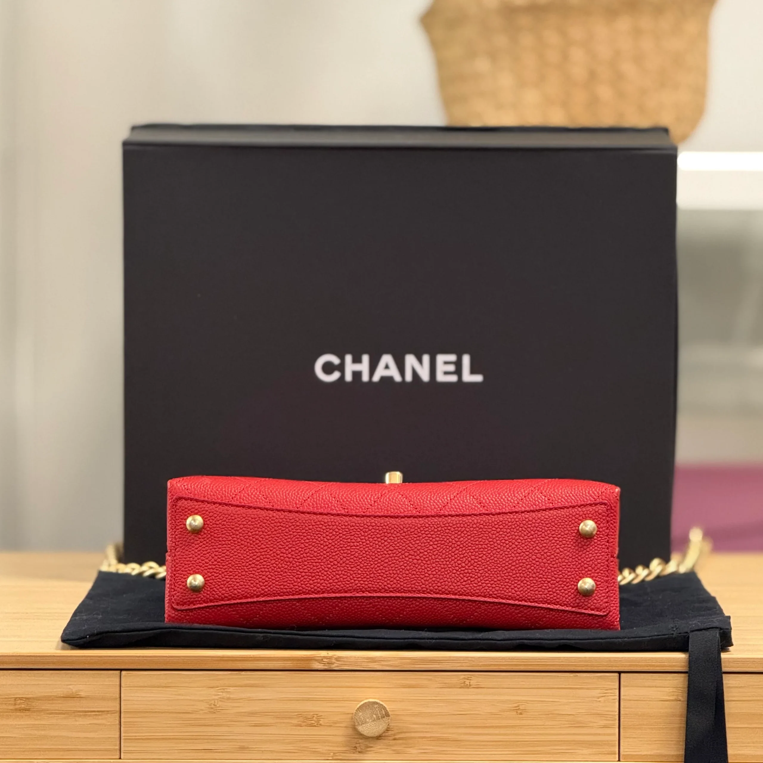 Chanel Chic Affinity Top Handle Bag - Image 4