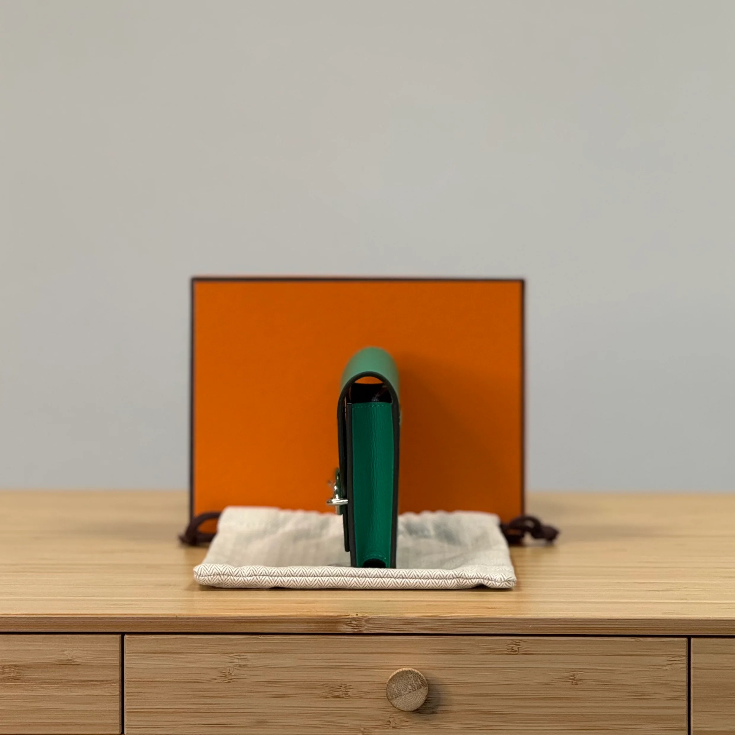 Hermès Roulis Slim Wallet - Image 6